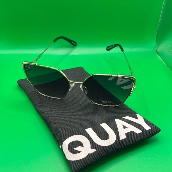 Quay Australia | Accessories | Quay Lens Cat 3 | Poshmark display picture 1